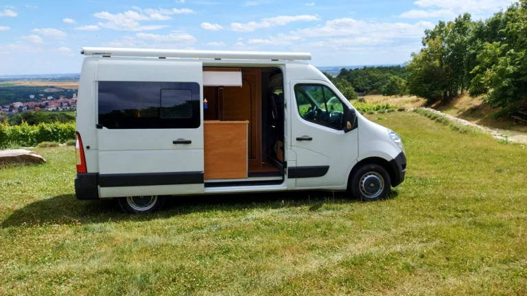 Campervan orca pre 3 osoby na prenájom